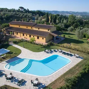 https://il-casale-limite.it-tuscanyhotel.com